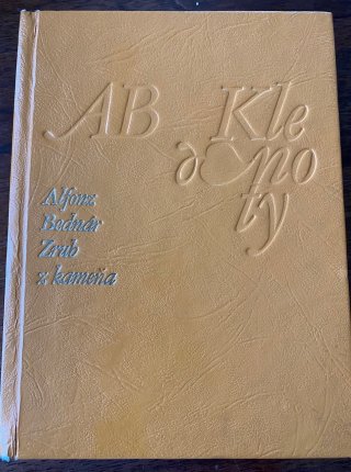 Zrub z kameňa