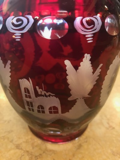 Sklenenná váza