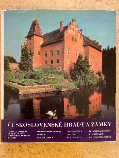 Československé hrady a zámky