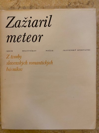 Zažiaril meteor