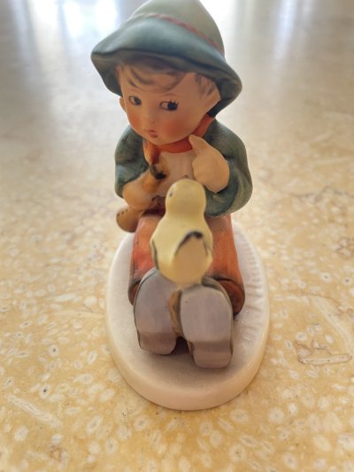 Pastierik s vtáčikom