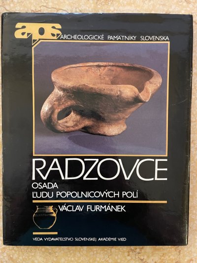 Radzovce - osada ľudu popolnicových polí