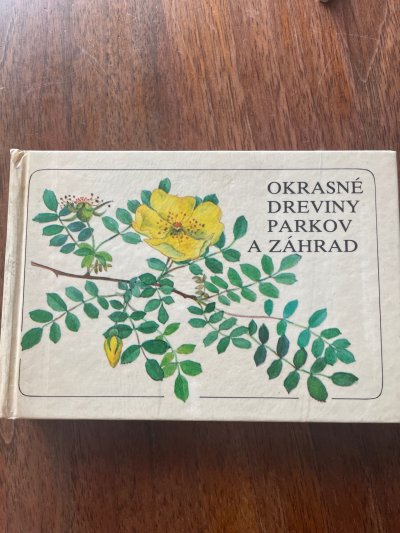 Okrasné dreviny parkov a záhrad
