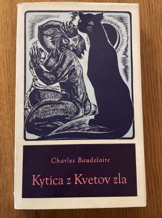 Kytica z kvetov zla